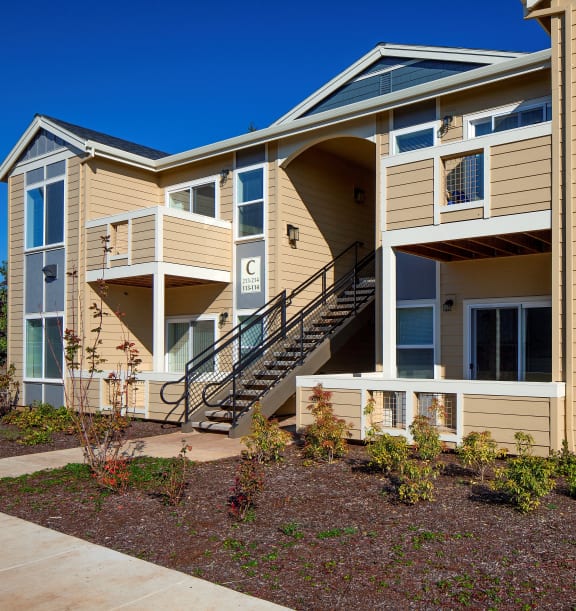 Oregon City Apartments The Landing Apartments & Townhomes